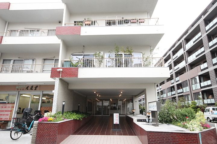 (分譲賃貸 トランクルーム付)弦巻リハイム