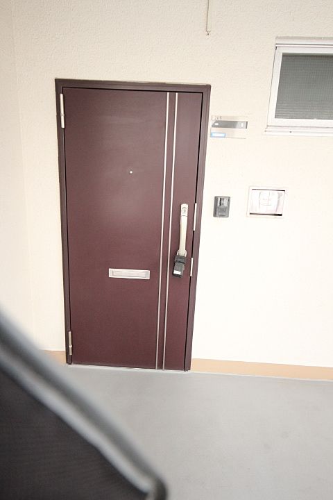(分譲賃貸 トランクルーム付)弦巻リハイム