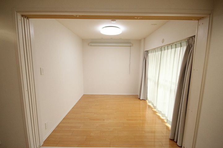 (分譲賃貸 トランクルーム付)弦巻リハイム