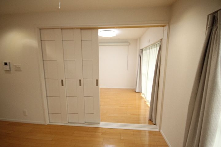 (分譲賃貸 トランクルーム付)弦巻リハイム