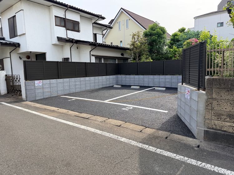 大蔵1丁目駐車場(キャンピングカー対応の広さ)